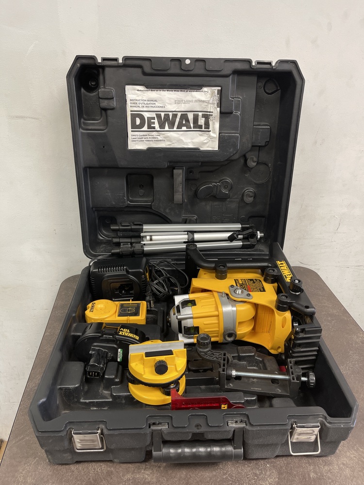 Dewalt DW073 18v Cordless Manuel Level Laser w/ Accessories Lambert