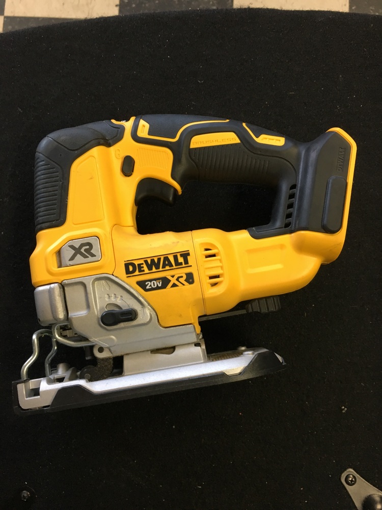 DEWALT 20V MAX XR LIION JIGSAW DCS334 (TOOL ONLY) Lambert Pawn Shop