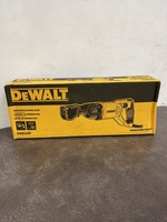 Dewalt DWE305 12 Amp Corded Reciprocating saw 