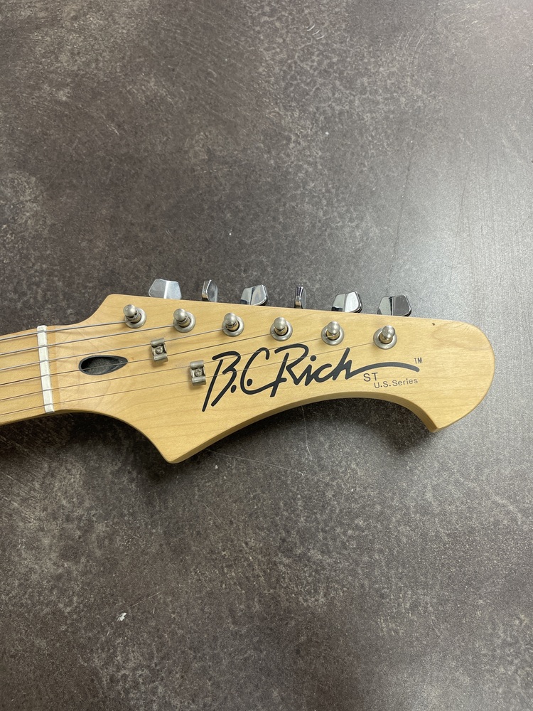 B.C. Rich 1996 ST US Series Creme Electric Guitar w/ Hard case