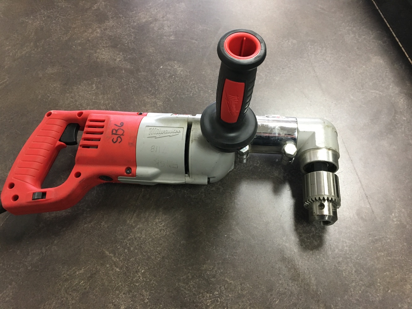 MILWAUKEE 11011 HEAVY DUTY CORDED ELECTRIC RIGHT ANGLE DRILL Lambert Pawn Shop